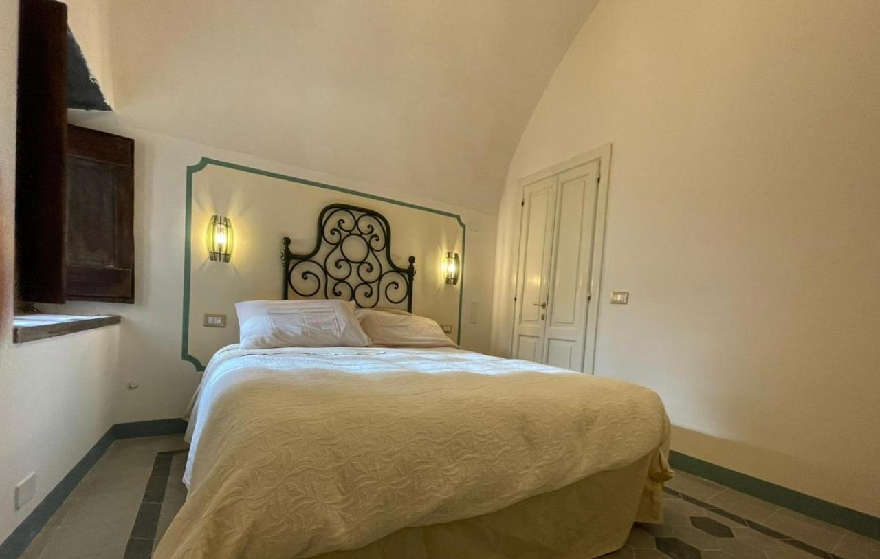 Agriturismo Castello Santa Margherita Cori 外观 照片