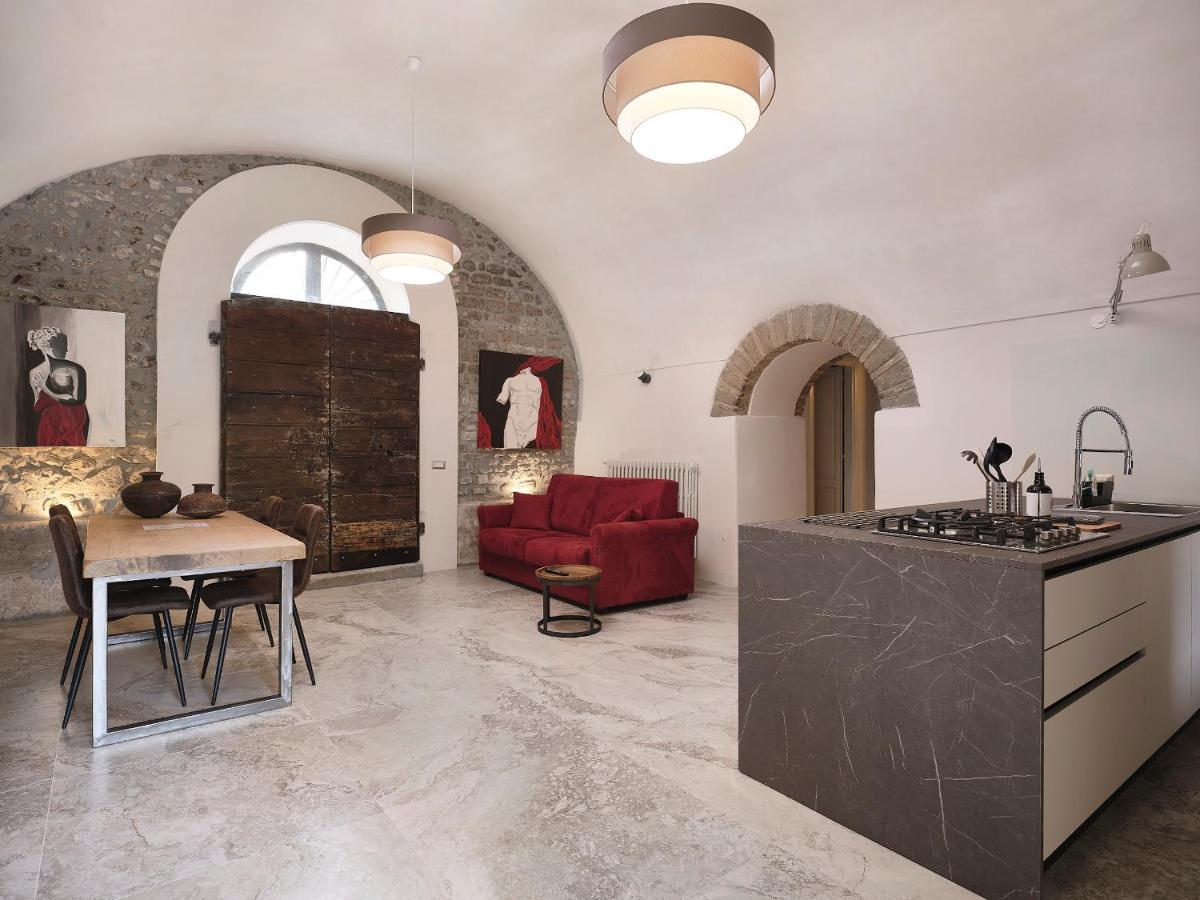 Agriturismo Castello Santa Margherita Cori 外观 照片