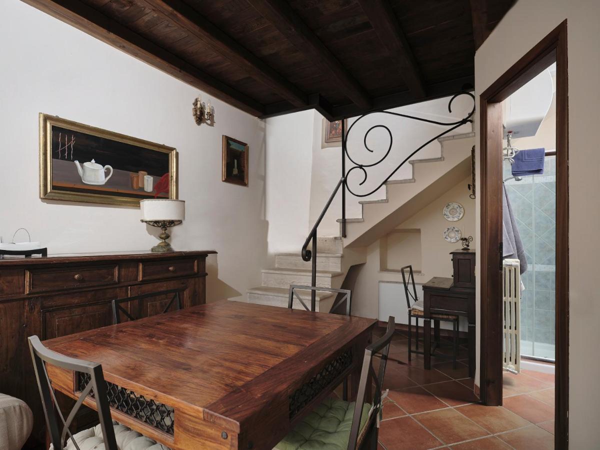Agriturismo Castello Santa Margherita Cori 外观 照片