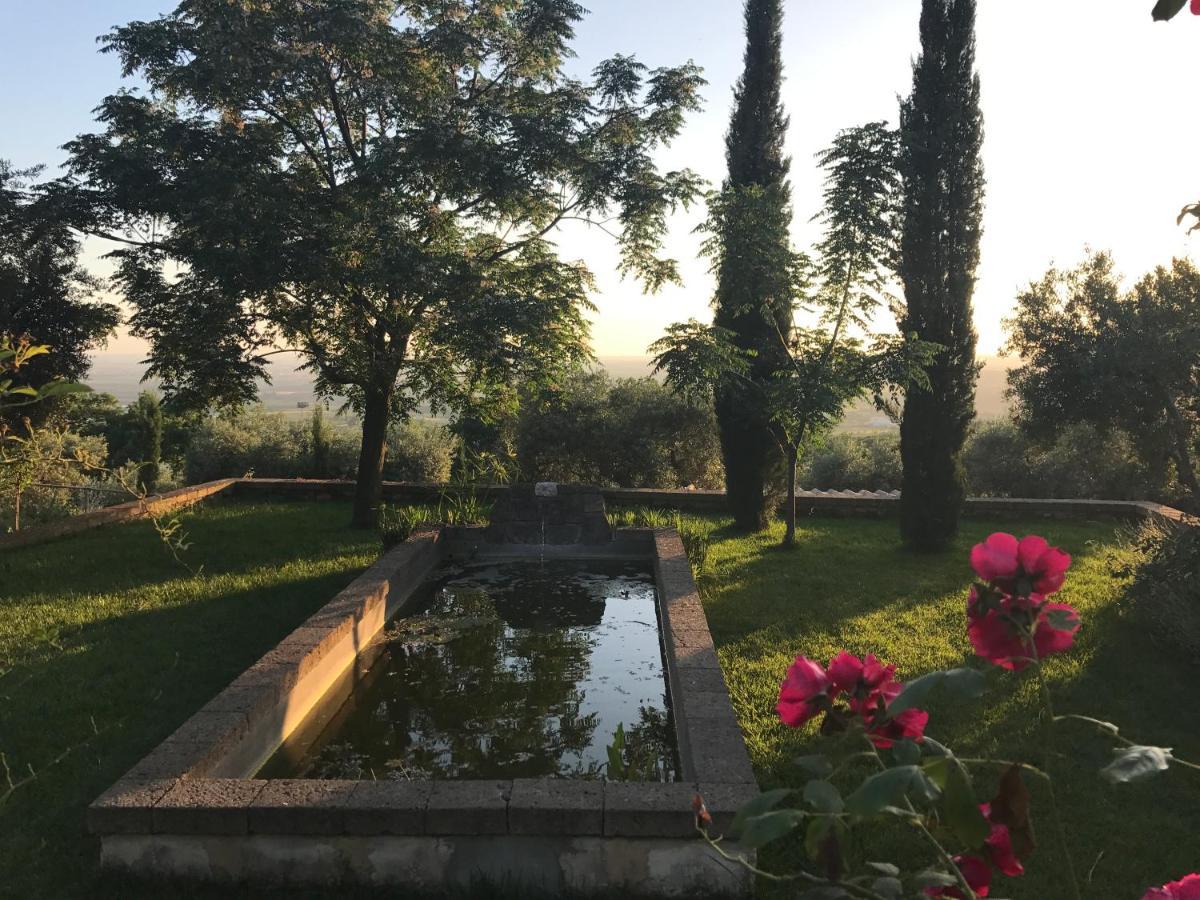 Agriturismo Castello Santa Margherita Cori 外观 照片