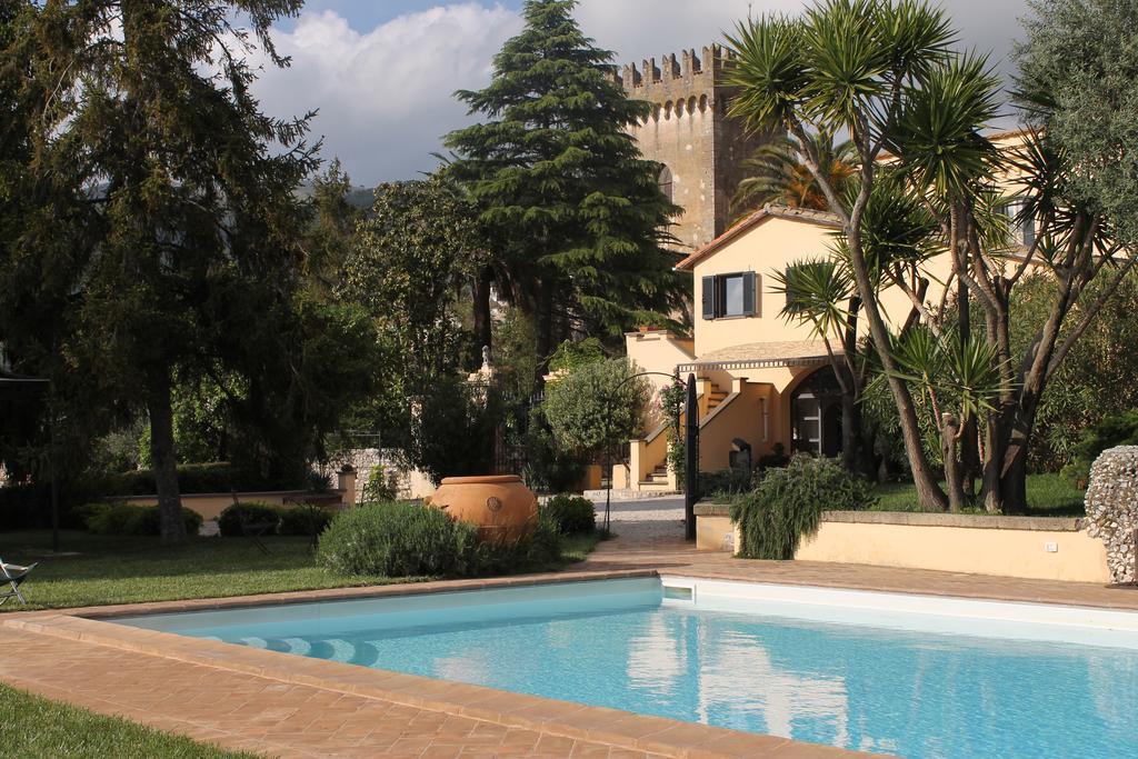 Agriturismo Castello Santa Margherita Cori 外观 照片