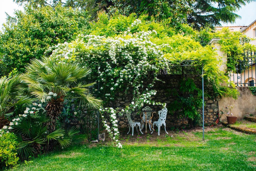 Agriturismo Castello Santa Margherita Cori 外观 照片